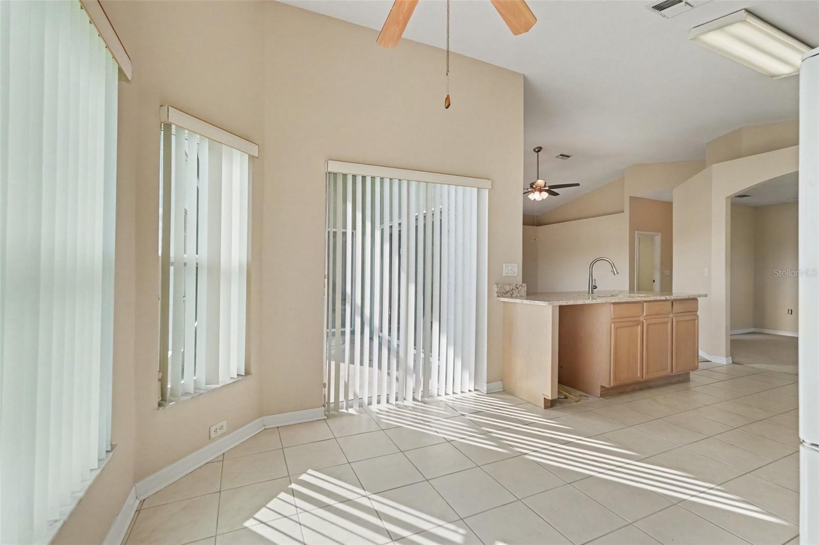 29548 WAGGLE DR — photo 14