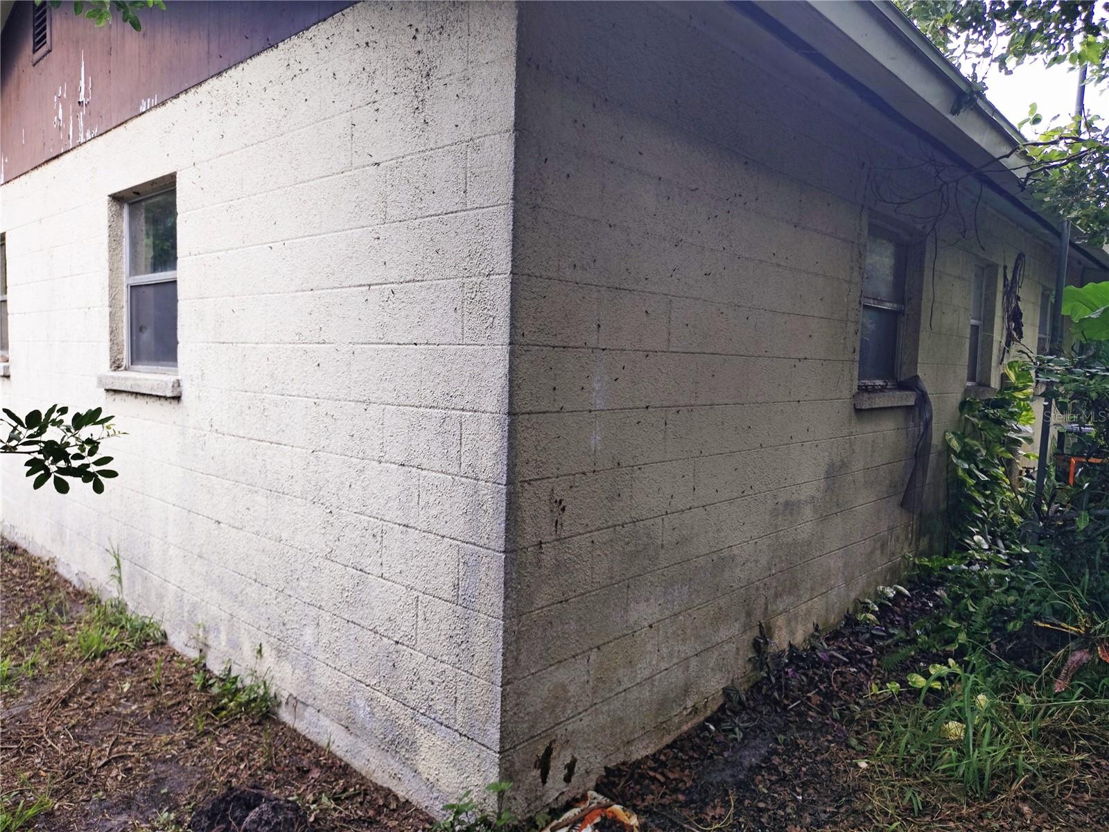 5731 7TH ST E — photo 3