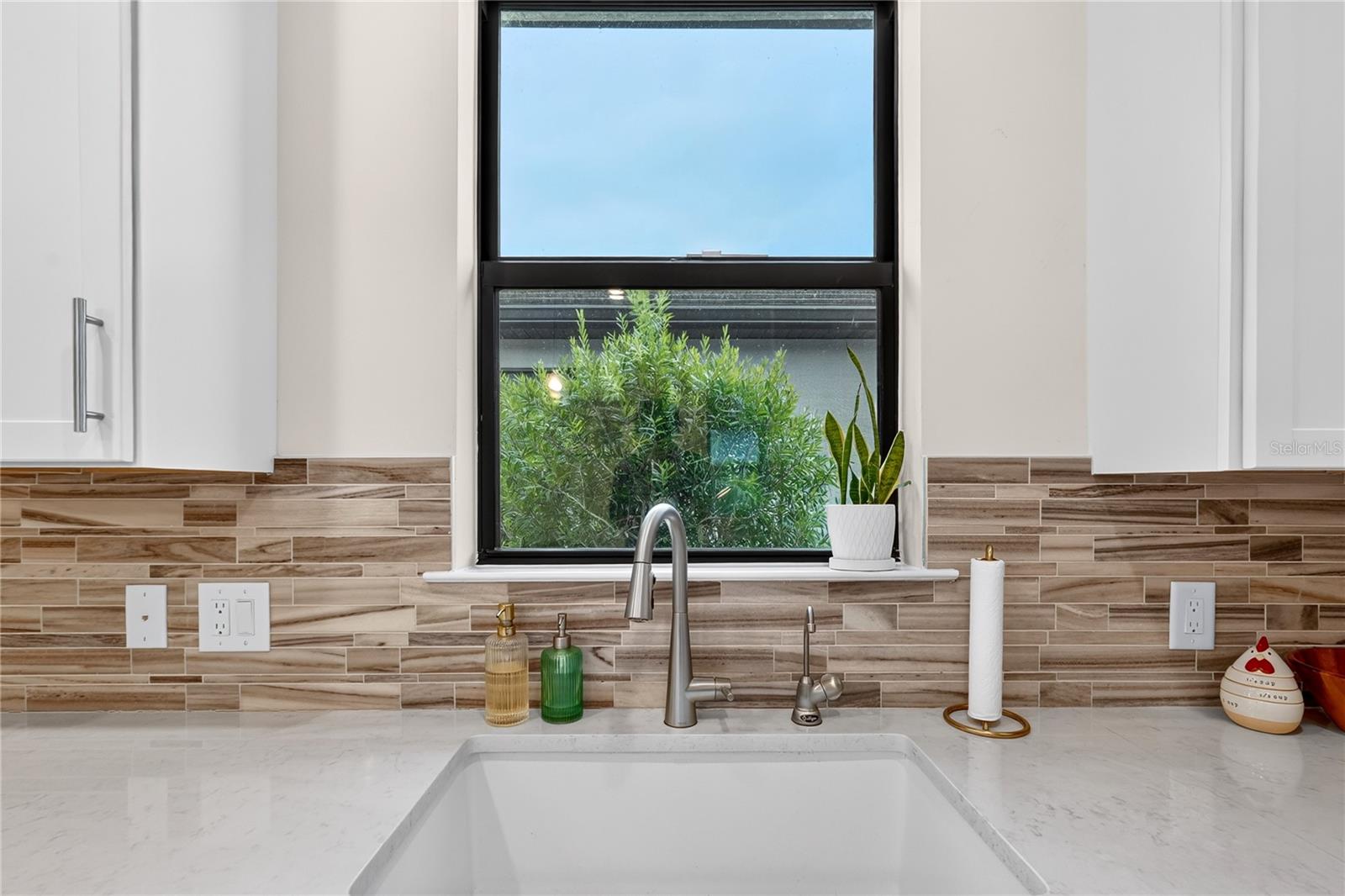 6204 FISH EAGLE CT — photo 13