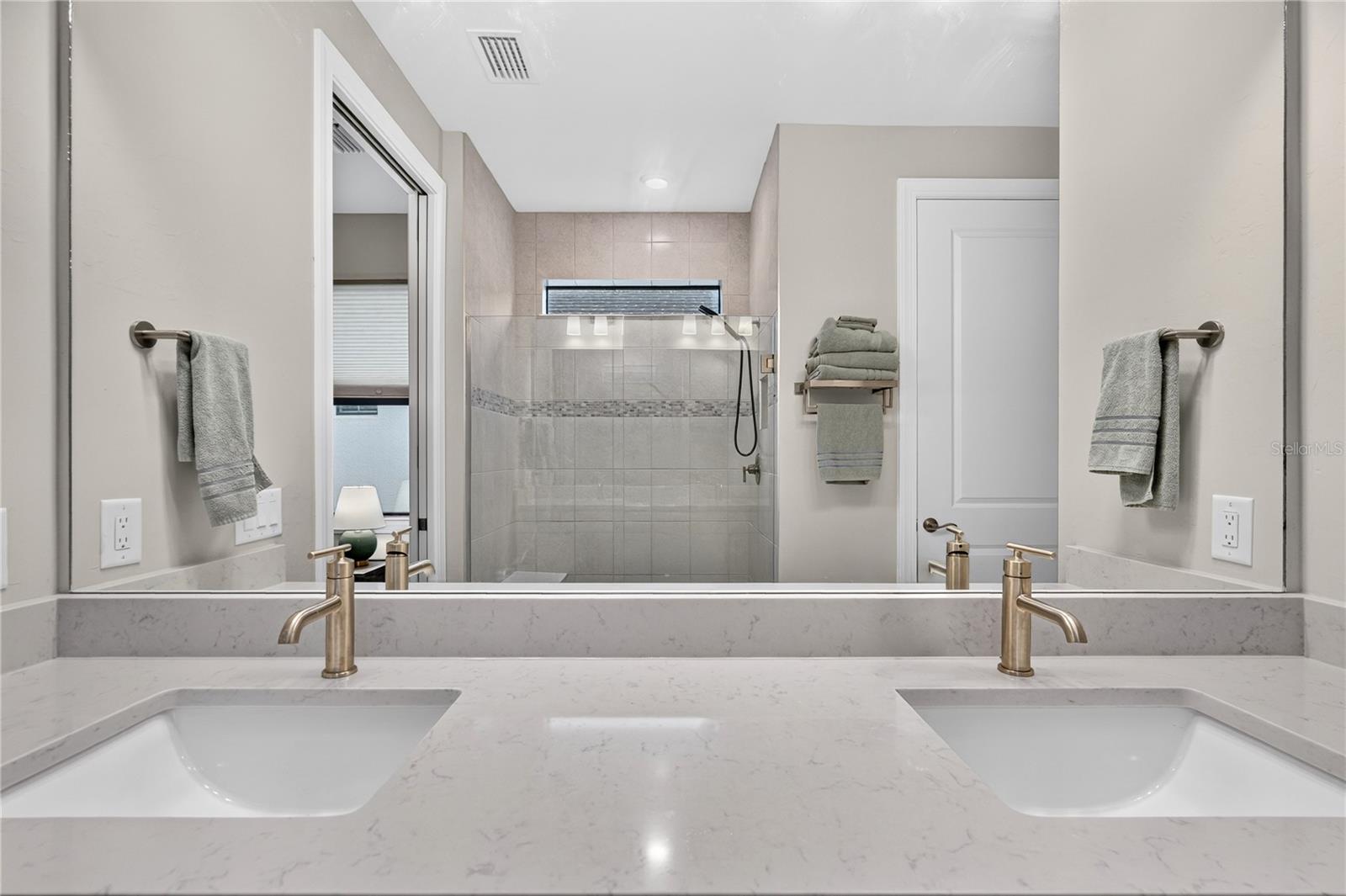 6204 FISH EAGLE CT — photo 25