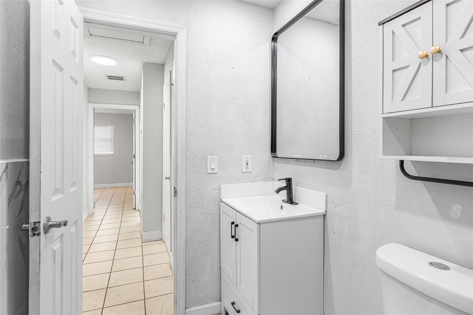 6524 LA MESA CIR — photo 19