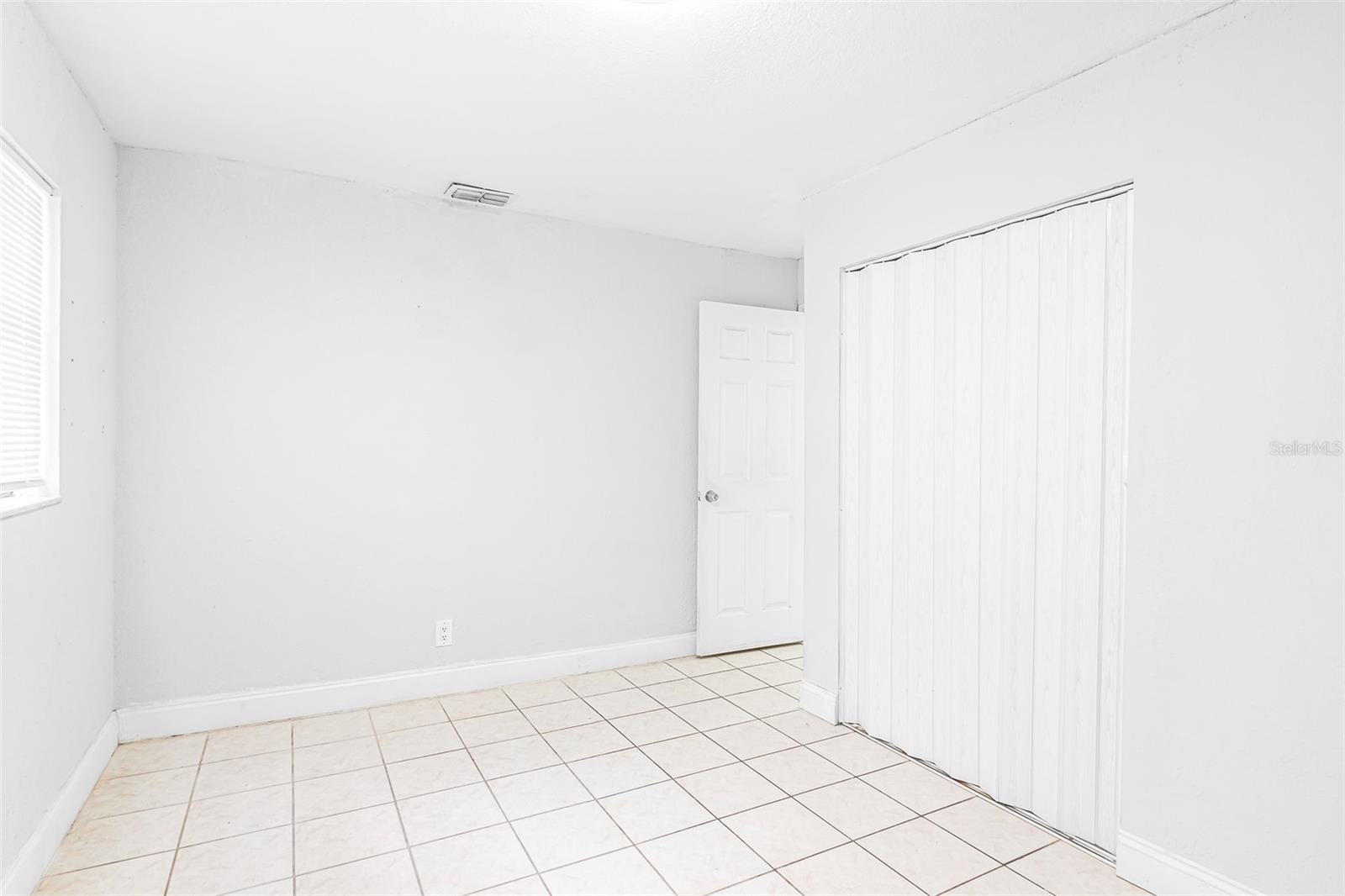 6524 LA MESA CIR — photo 14