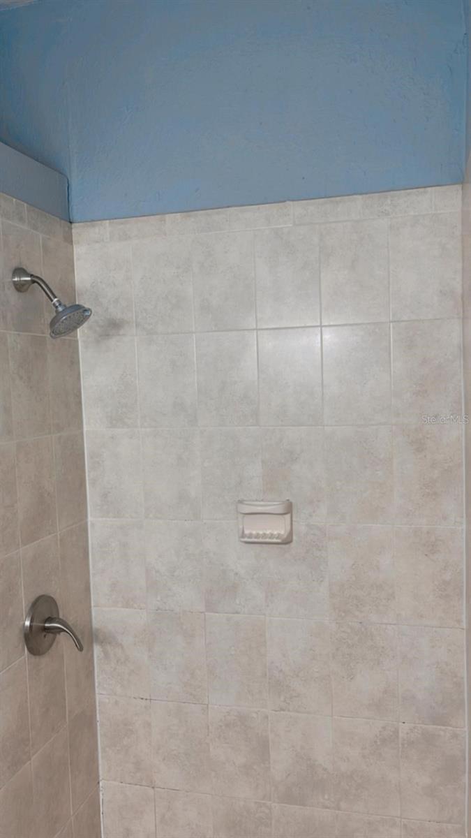 6524 LA MESA CIR — photo 31