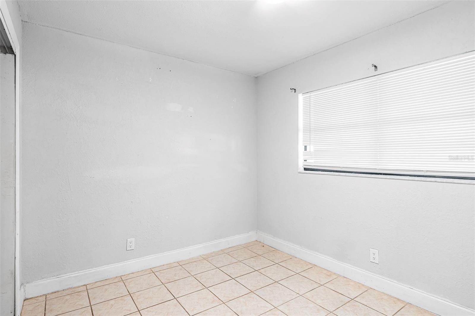6524 LA MESA CIR — photo 20
