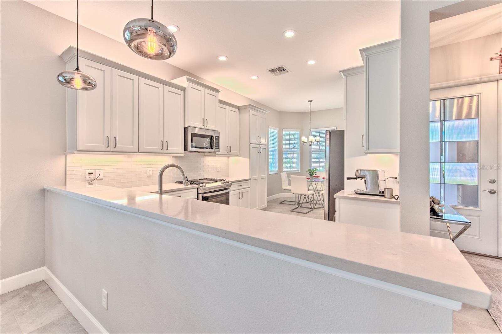 4836 SEVILLA SHORES DR — photo 8