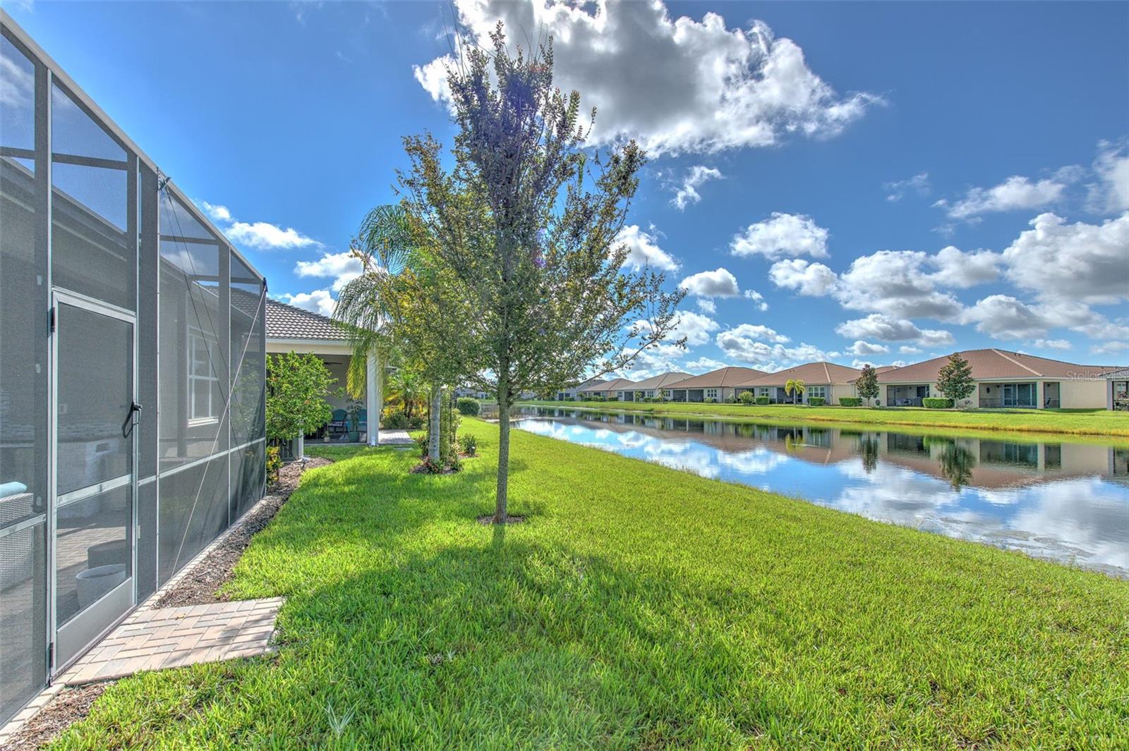 4836 SEVILLA SHORES DR — photo 34