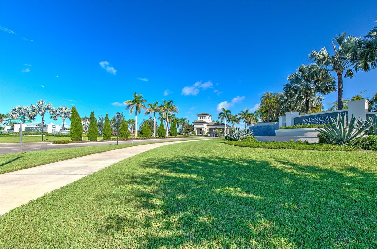 4836 SEVILLA SHORES DR — photo 40