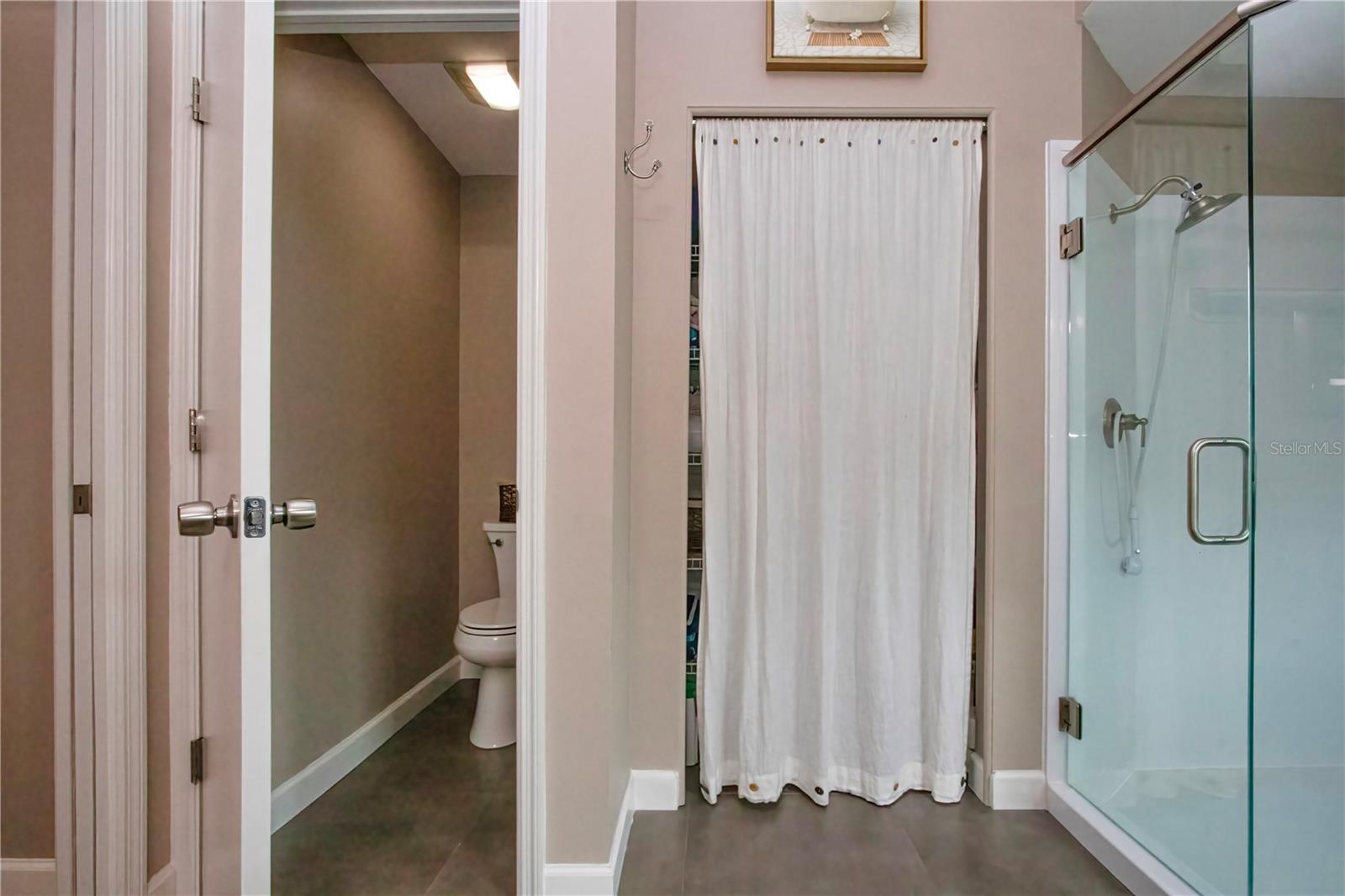 734 WINTERBROOKE WAY — photo 33