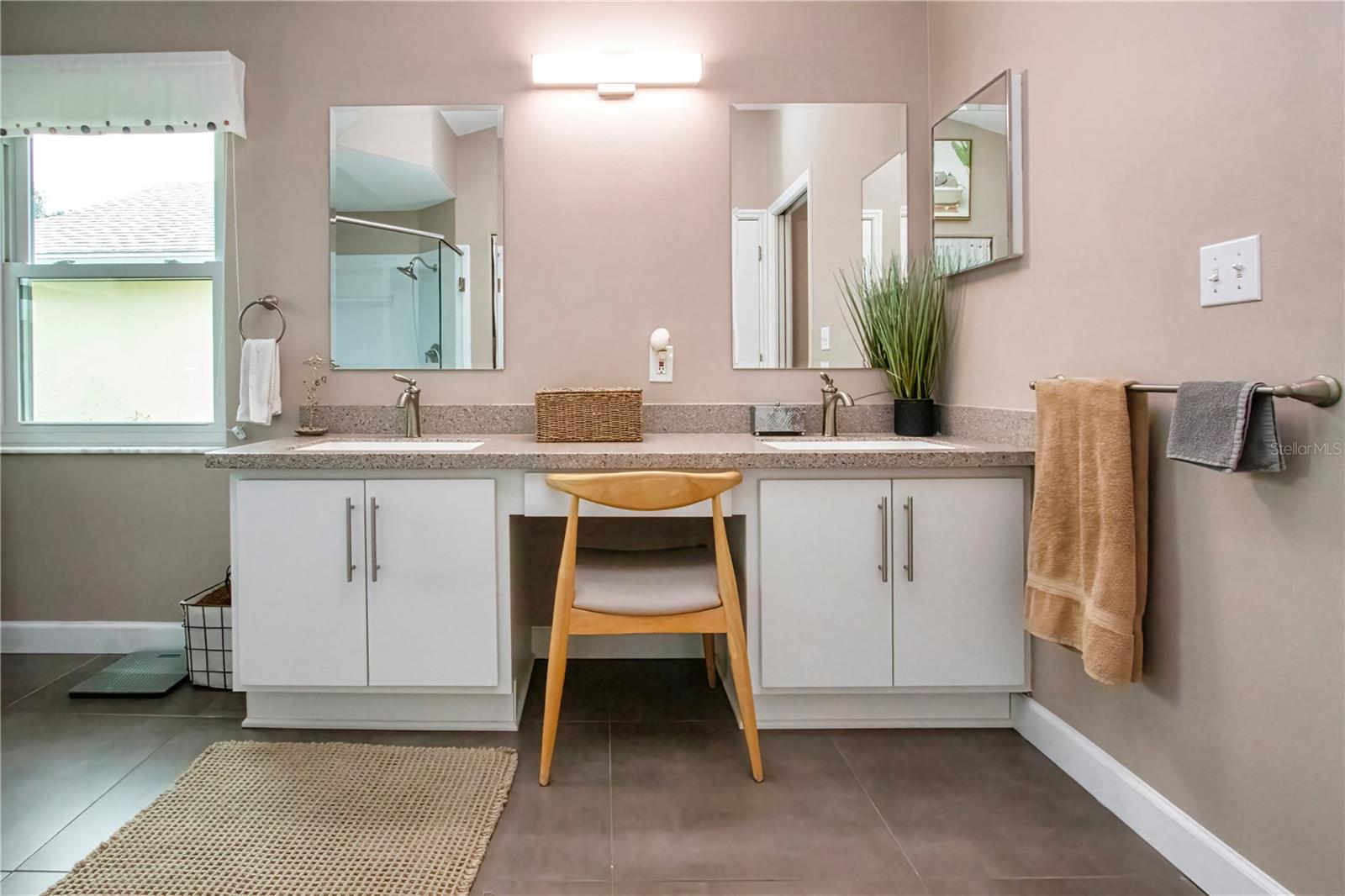734 WINTERBROOKE WAY — photo 34