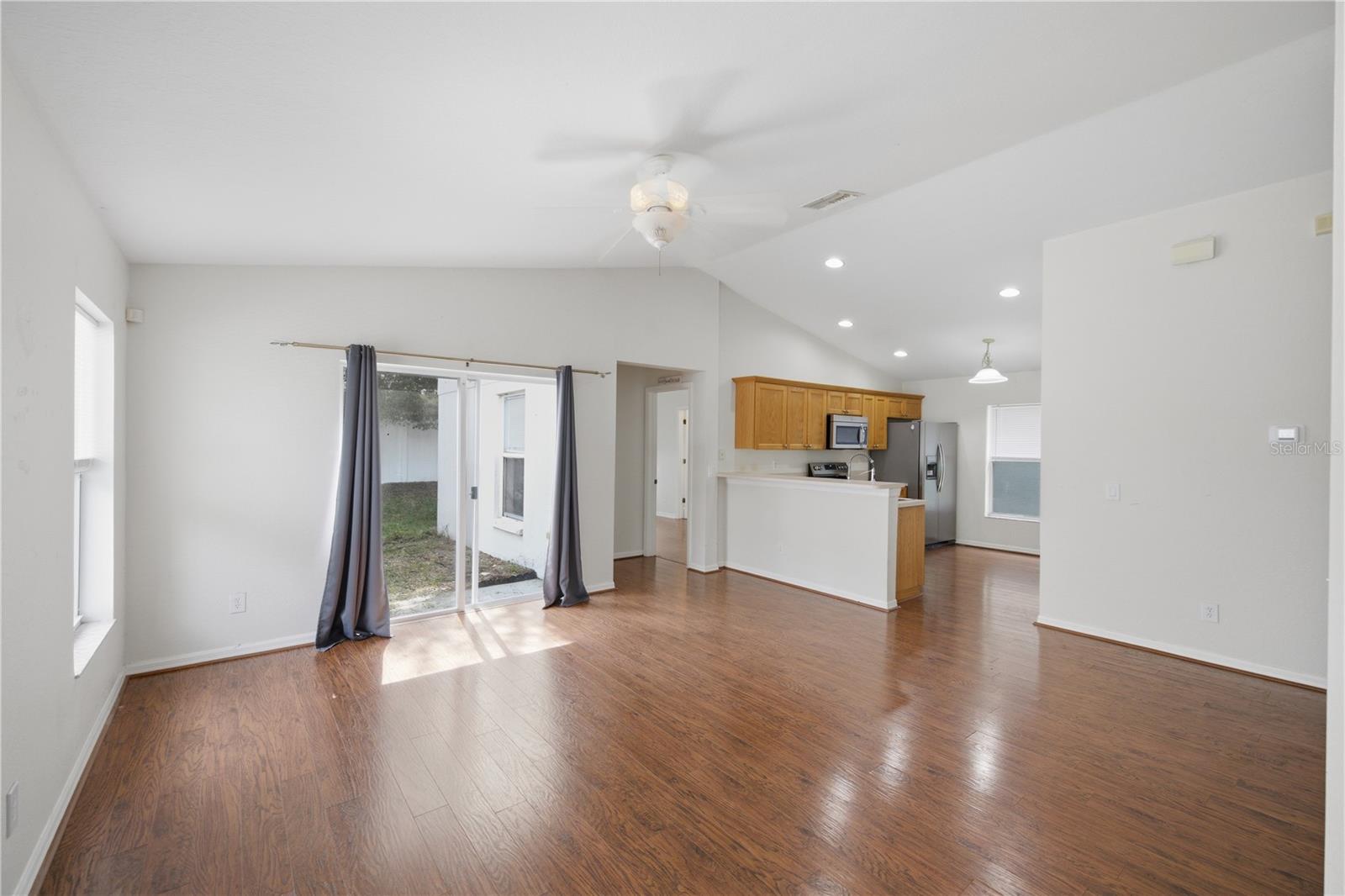 11426 BAY GARDENS LOOP — photo 3