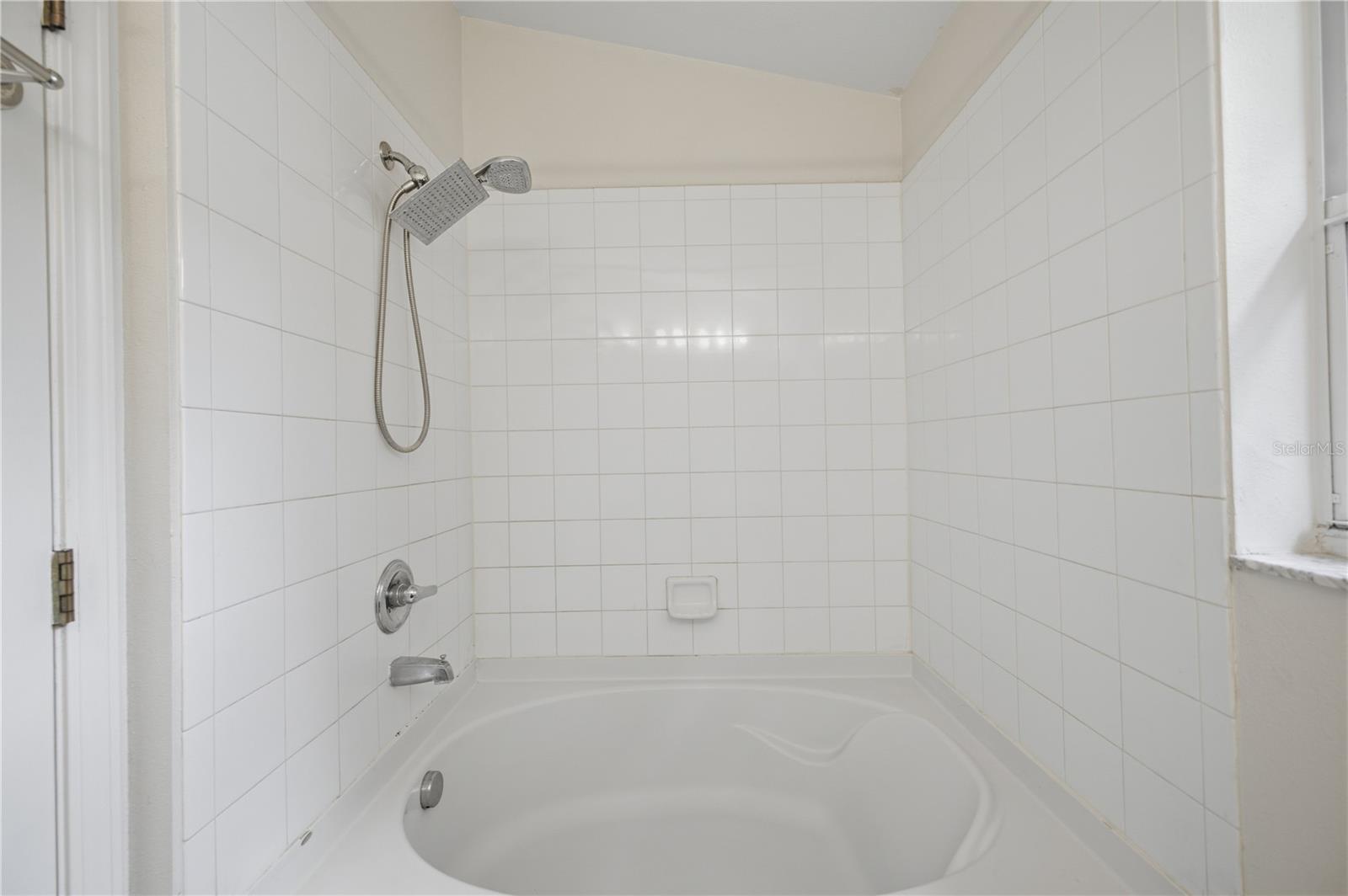 11426 BAY GARDENS LOOP — photo 15