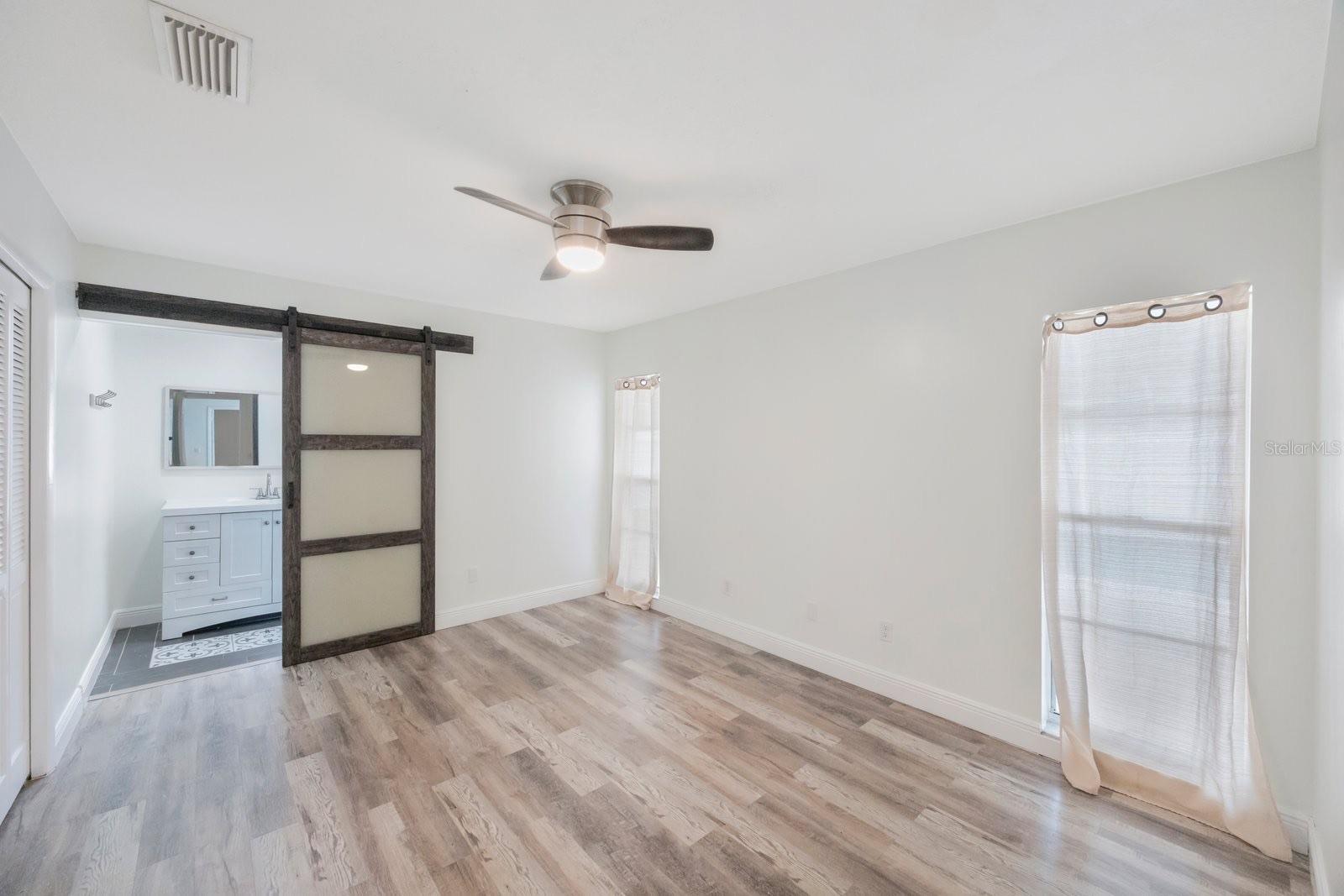 16132 COUNTRY CROSSING DR — photo 17