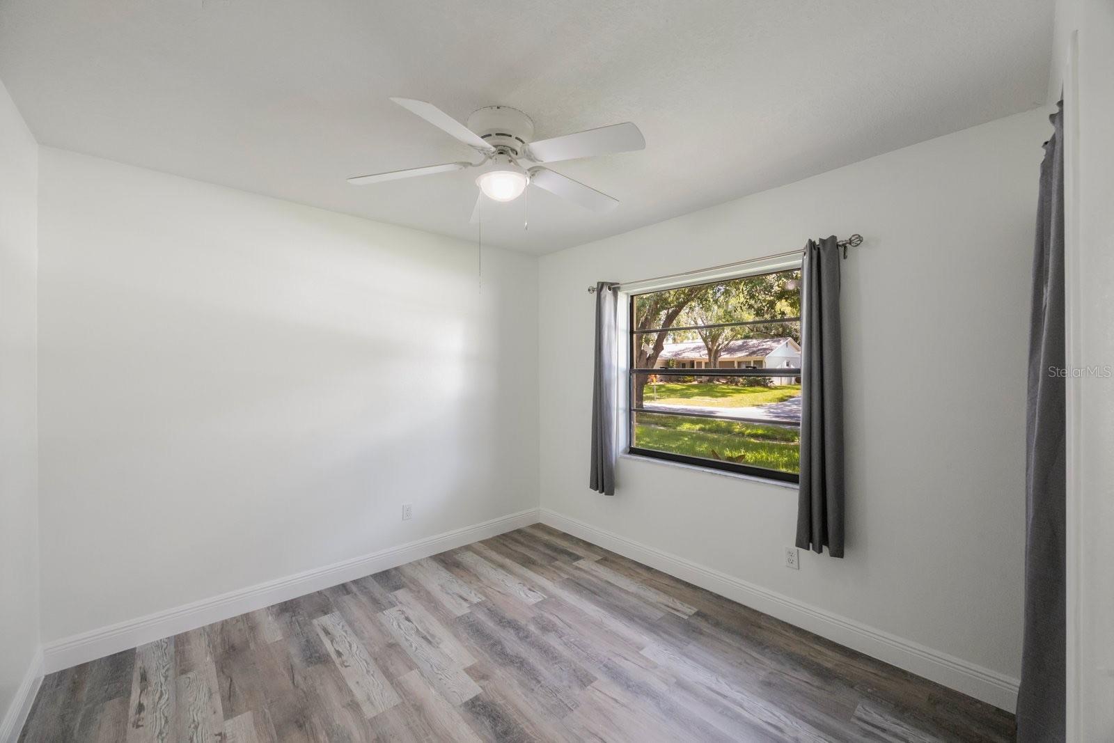 16132 COUNTRY CROSSING DR — photo 25