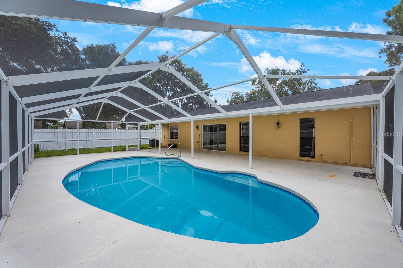 16132 COUNTRY CROSSING DR — photo 11