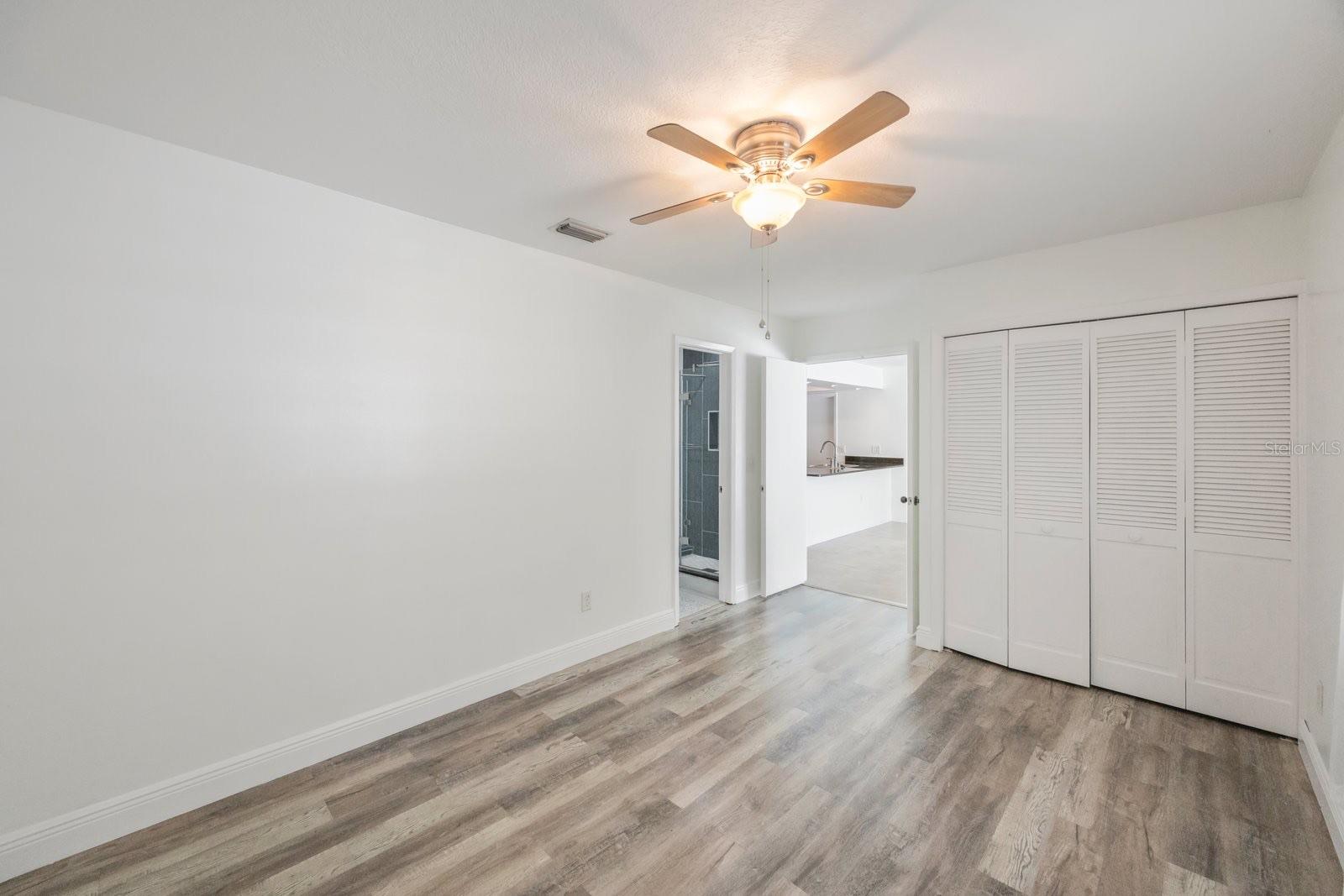 16132 COUNTRY CROSSING DR — photo 21