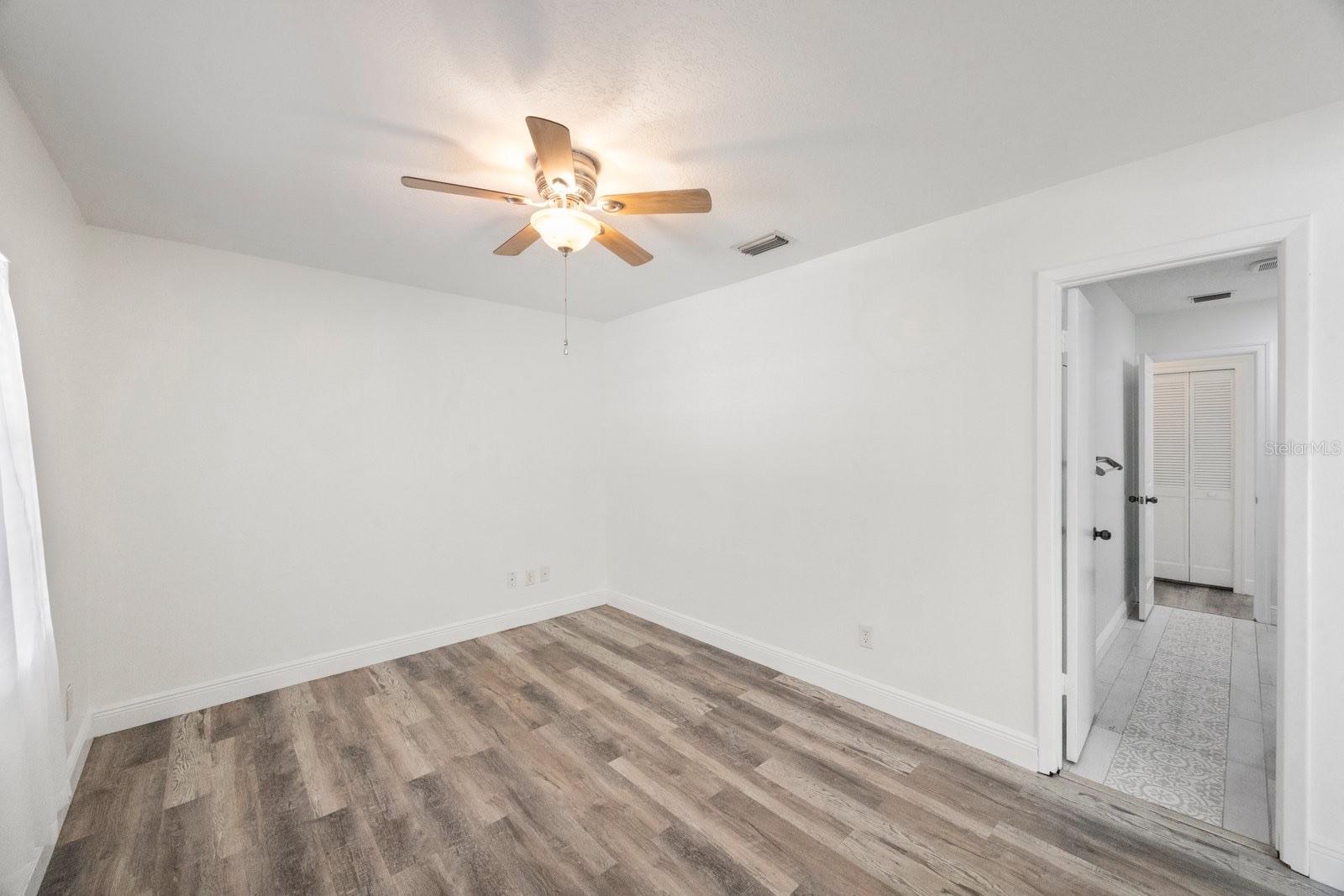 16132 COUNTRY CROSSING DR — photo 20