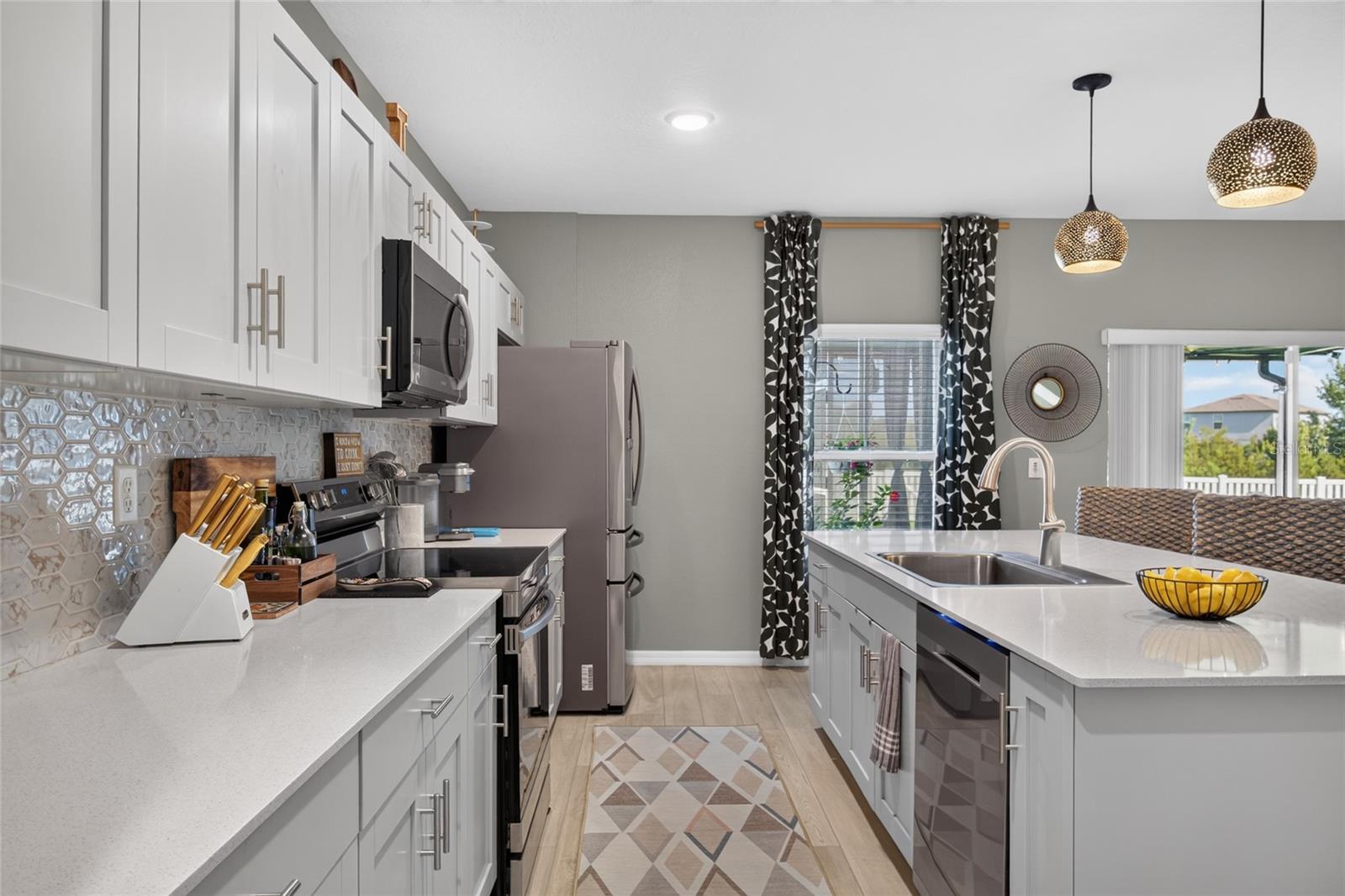 12720 MANGROVE FOREST DR — photo 24