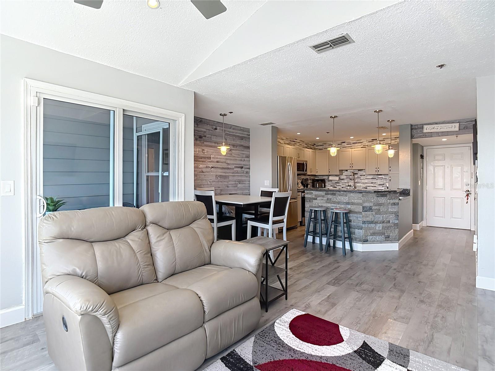 5722 BISCAYNE CT #304 — photo 35