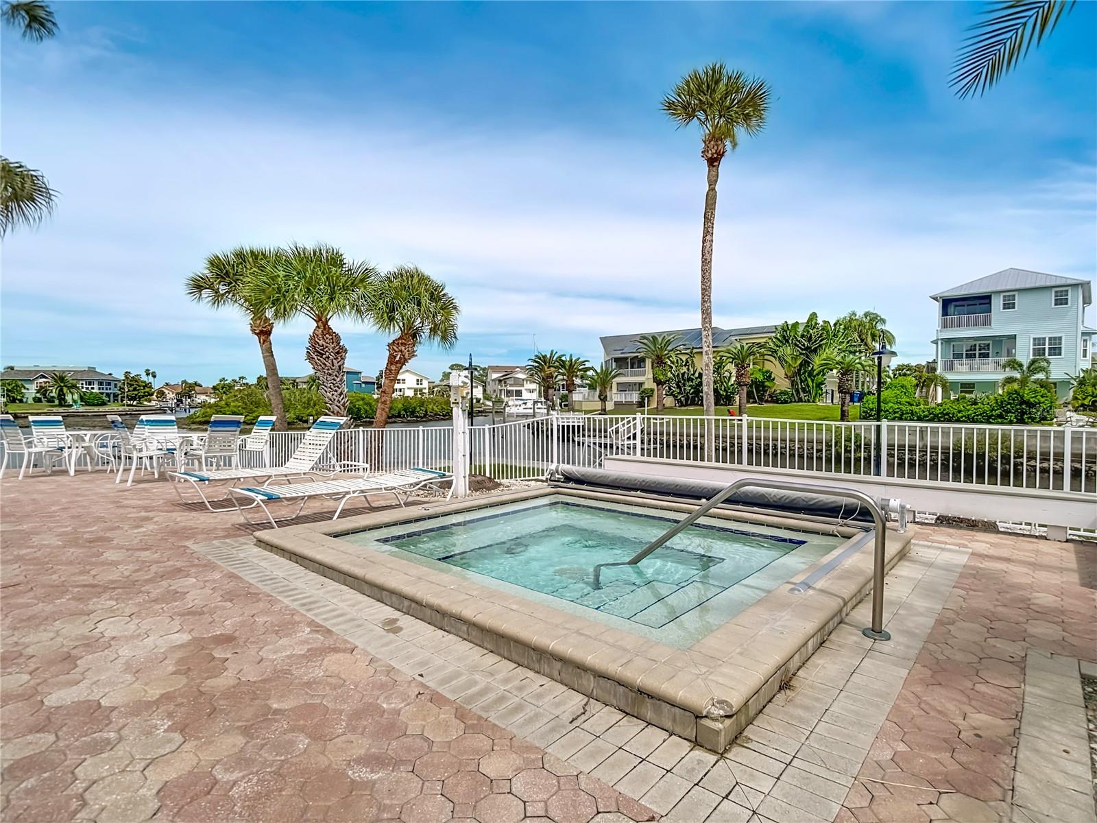 5722 BISCAYNE CT #304 — photo 89