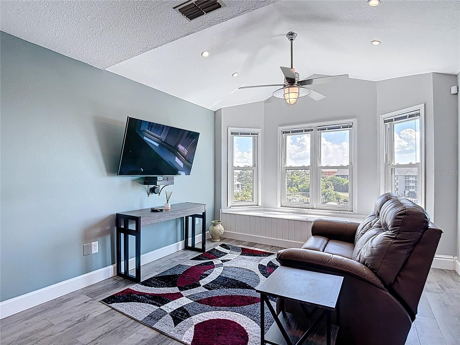 5722 BISCAYNE CT #304 — photo 30