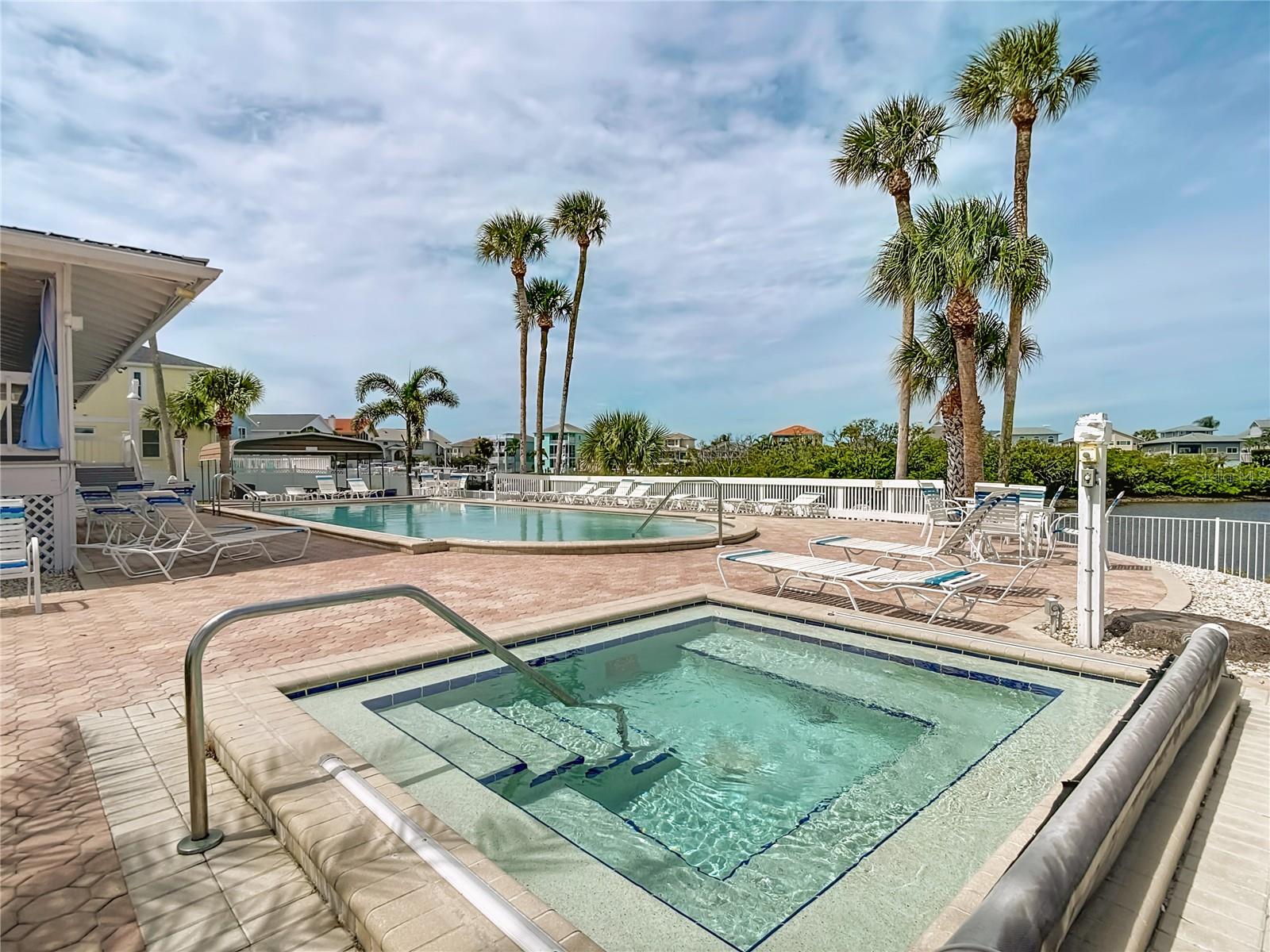 5722 BISCAYNE CT #304 — photo 90
