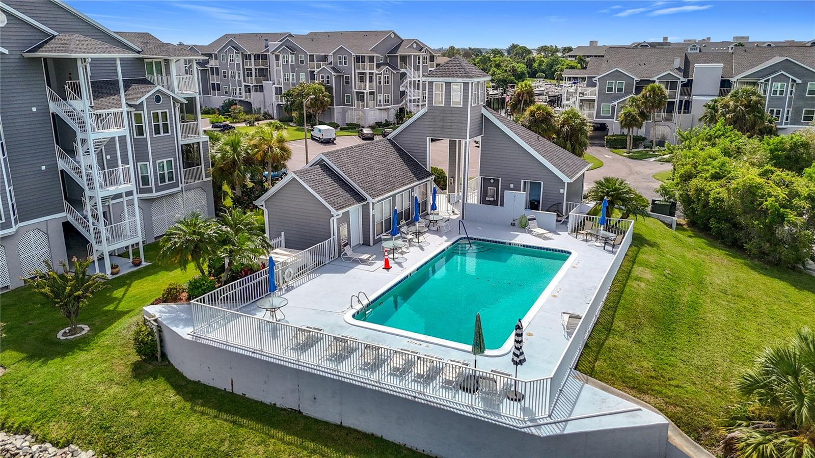 5722 BISCAYNE CT #304 — photo 73