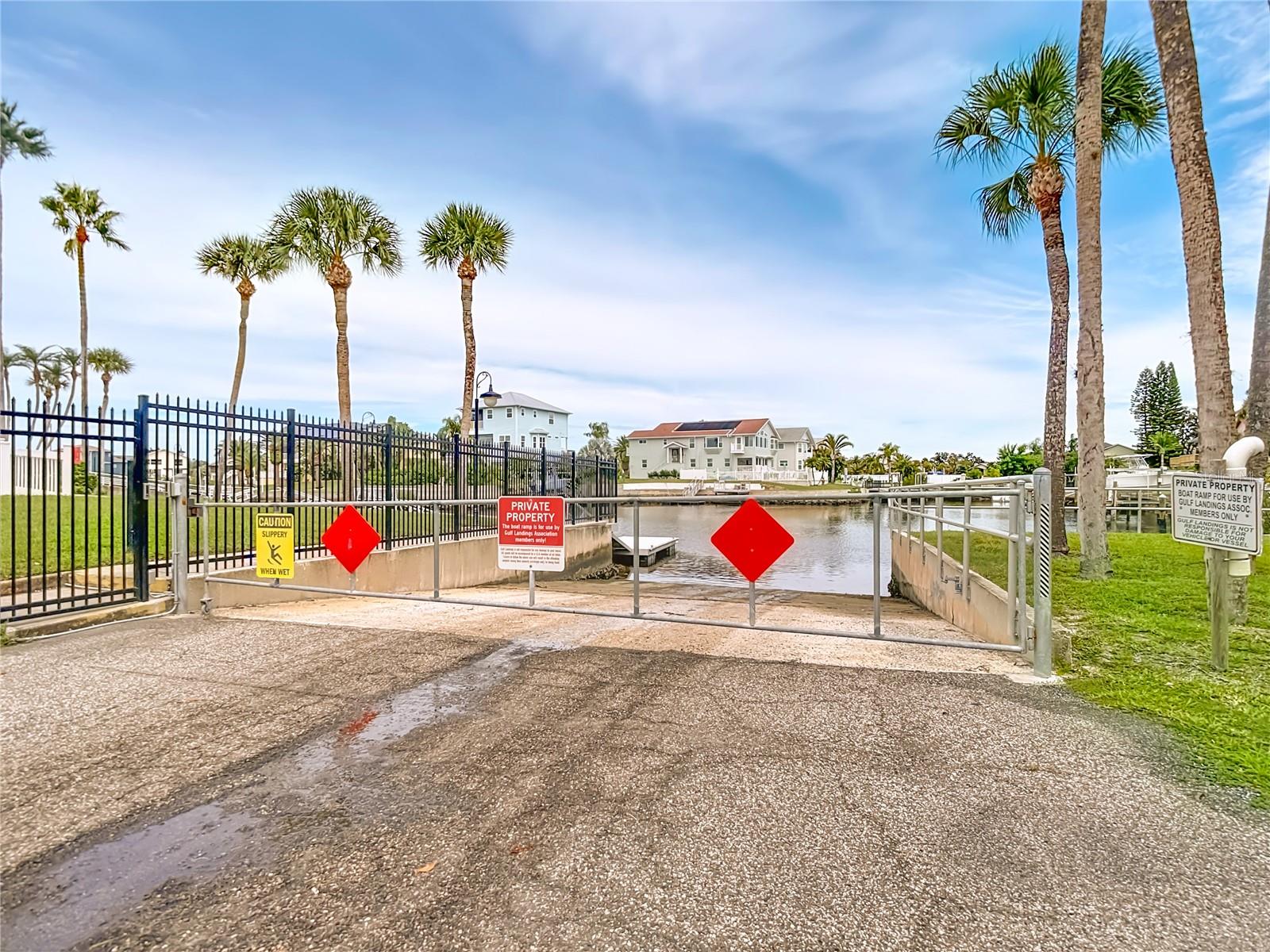 5722 BISCAYNE CT #304 — photo 95