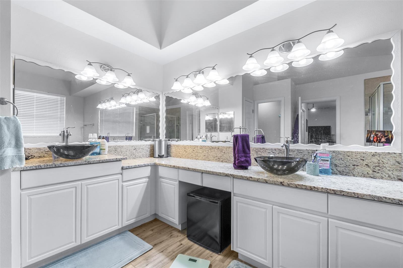 17012 FALCONRIDGE RD — photo 35