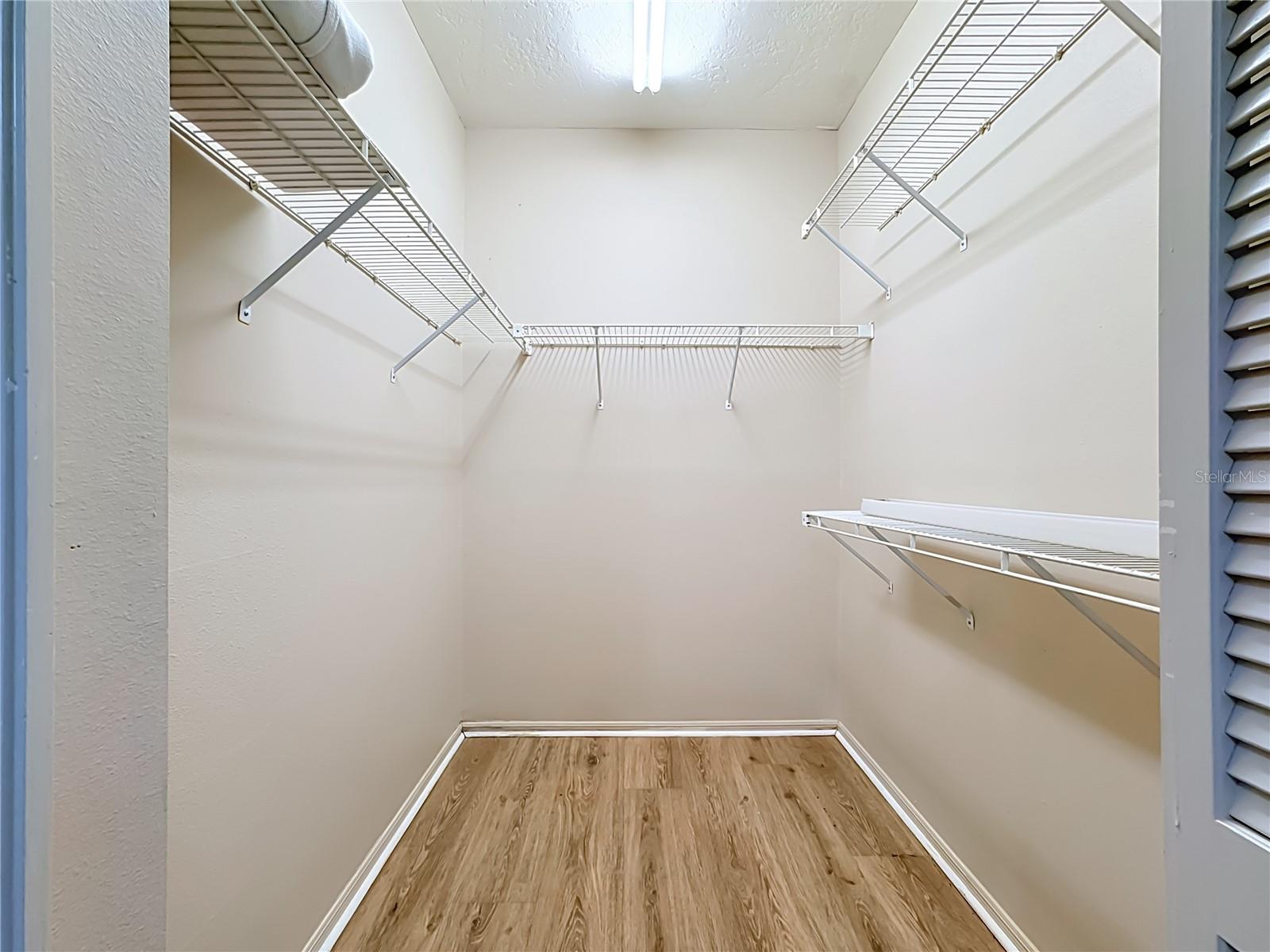4415 HIGHLAND OAKS CIR — photo 39