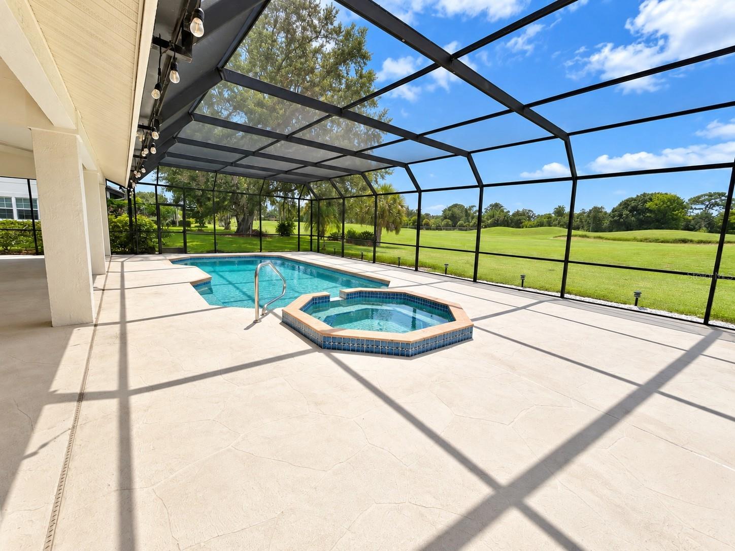 4415 HIGHLAND OAKS CIR — photo 54