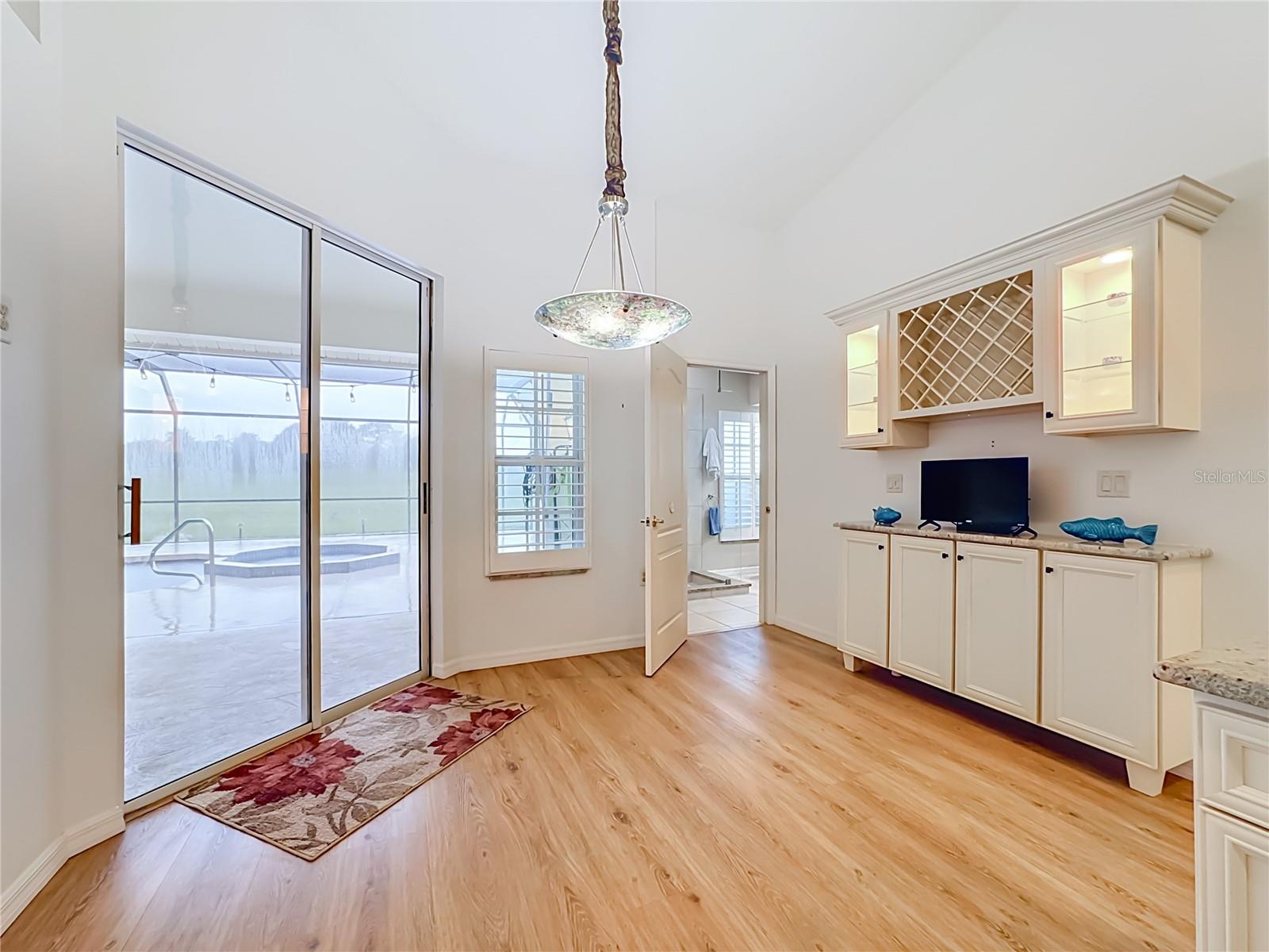 4415 HIGHLAND OAKS CIR — photo 24
