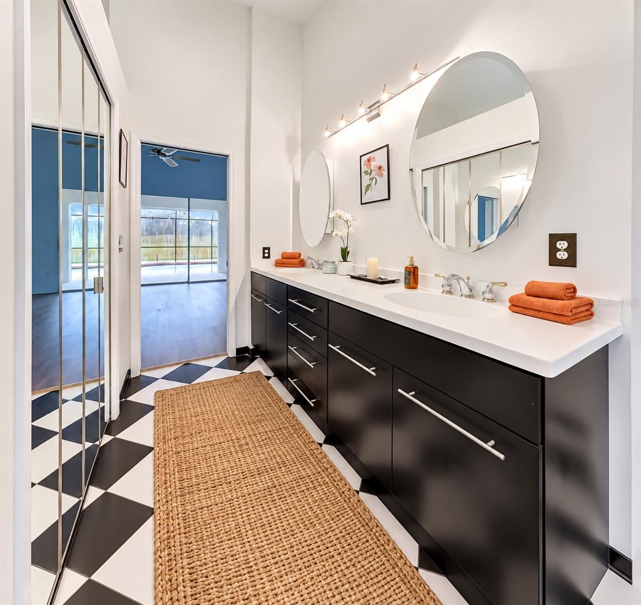 4415 HIGHLAND OAKS CIR — photo 33