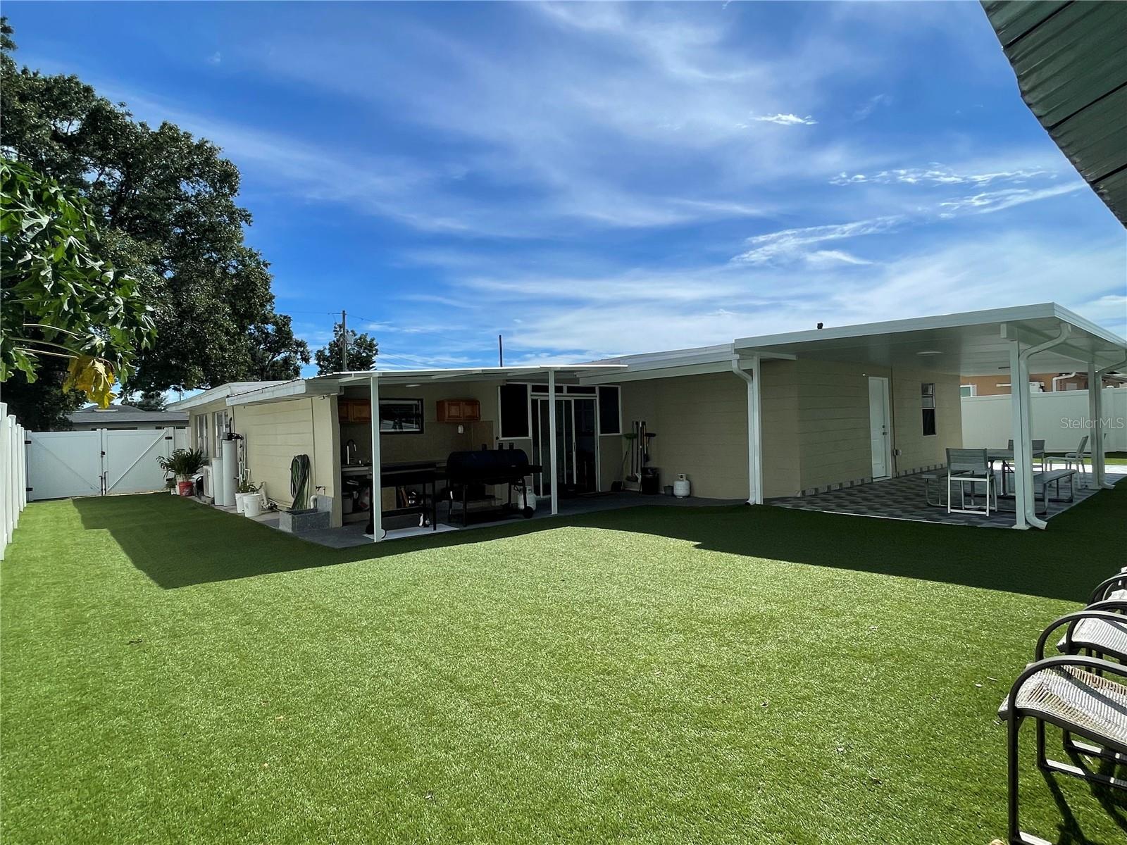 2307 W HAMILTON AVE — photo 23