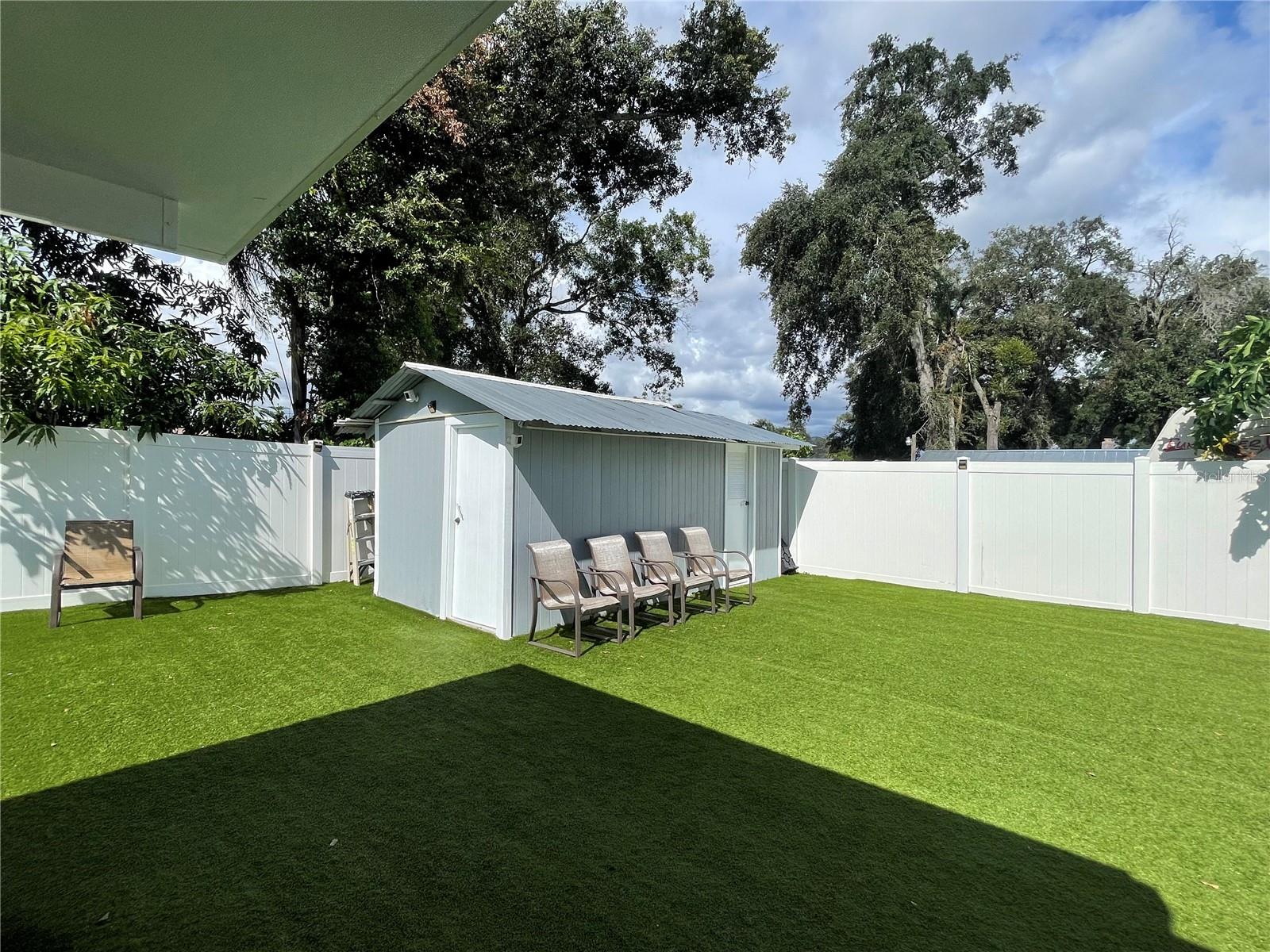 2307 W HAMILTON AVE — photo 22