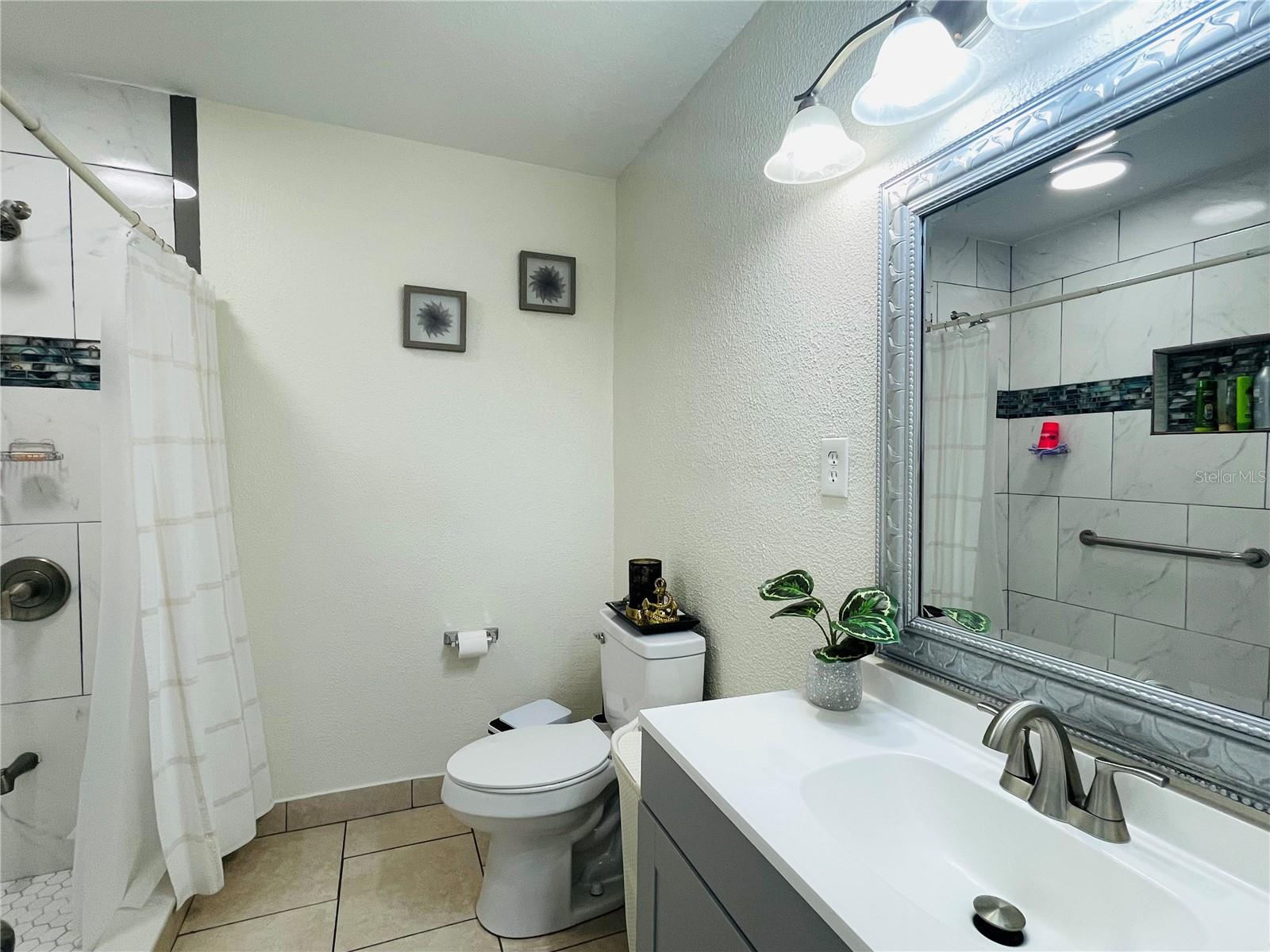2307 W HAMILTON AVE — photo 11