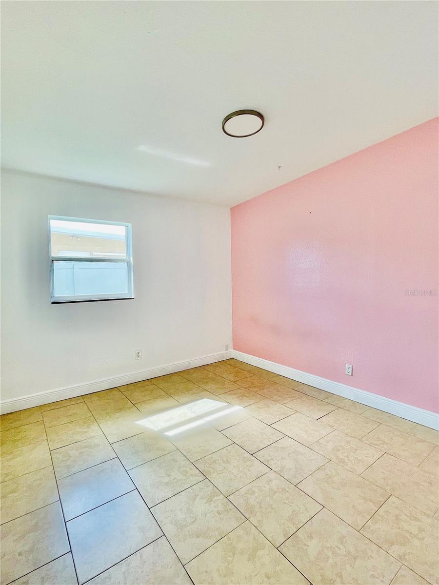 2307 W HAMILTON AVE — photo 17