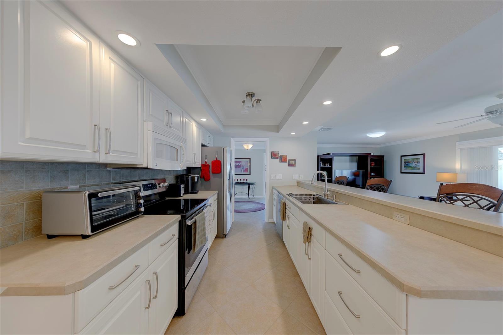 2061 ATTACHE CT — photo 17