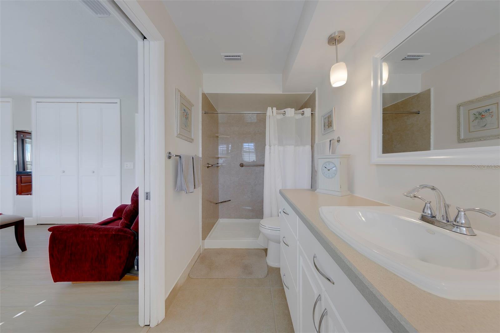 2061 ATTACHE CT — photo 15