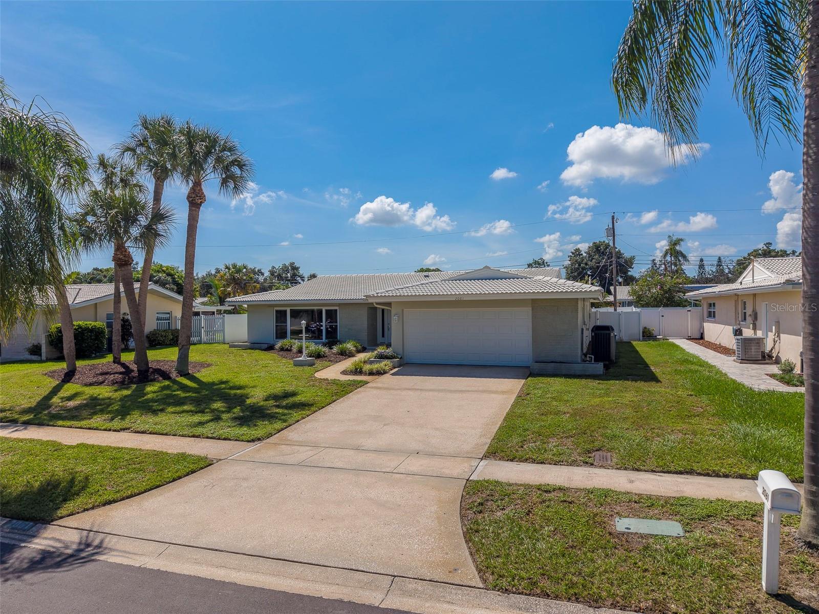 2061 ATTACHE CT — photo 65