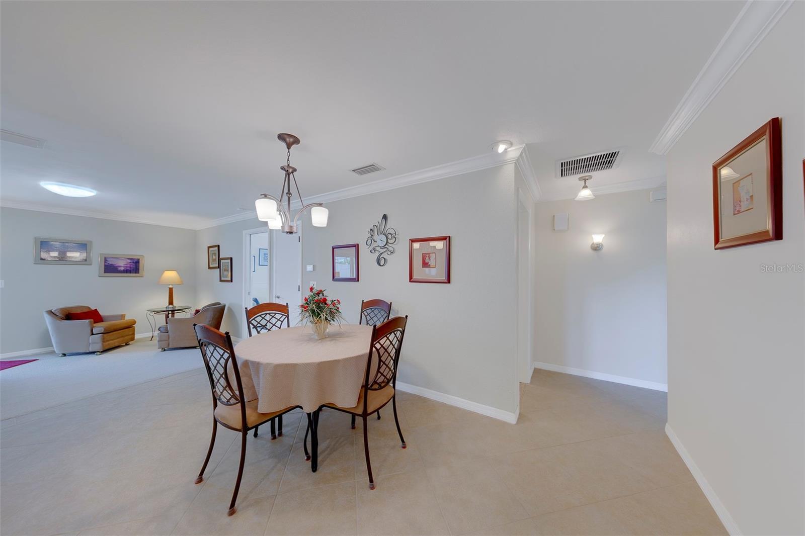 2061 ATTACHE CT — photo 21