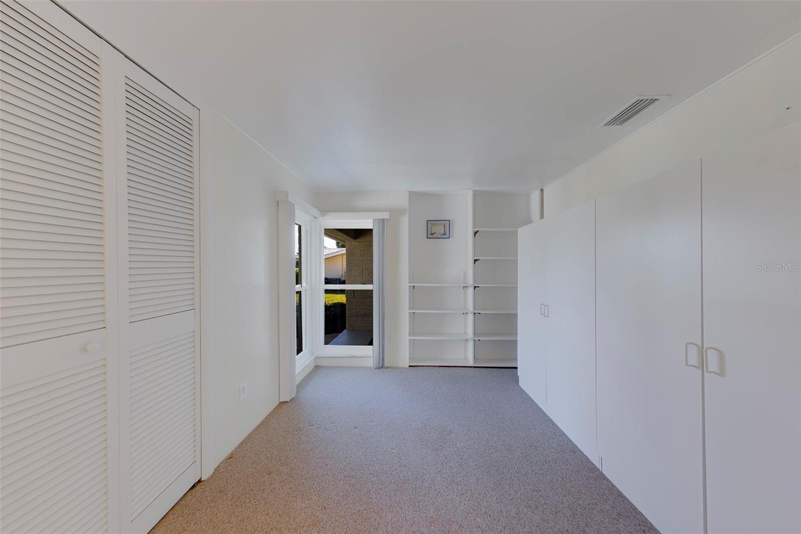 2061 ATTACHE CT — photo 42