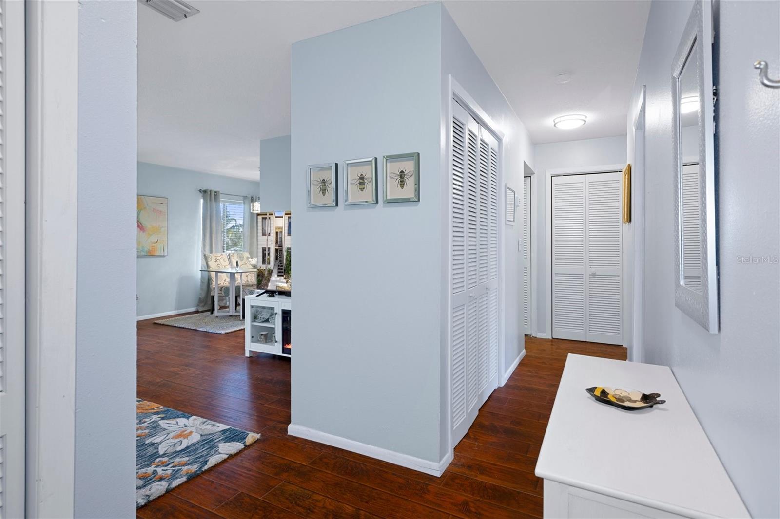 314 MOORINGS COVE DR — photo 6