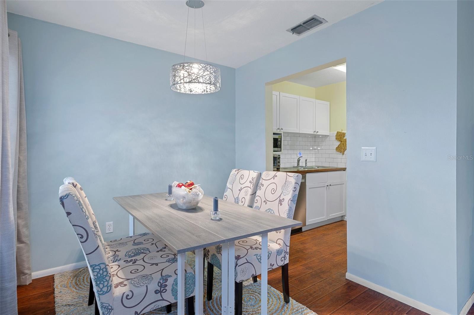 314 MOORINGS COVE DR — photo 12