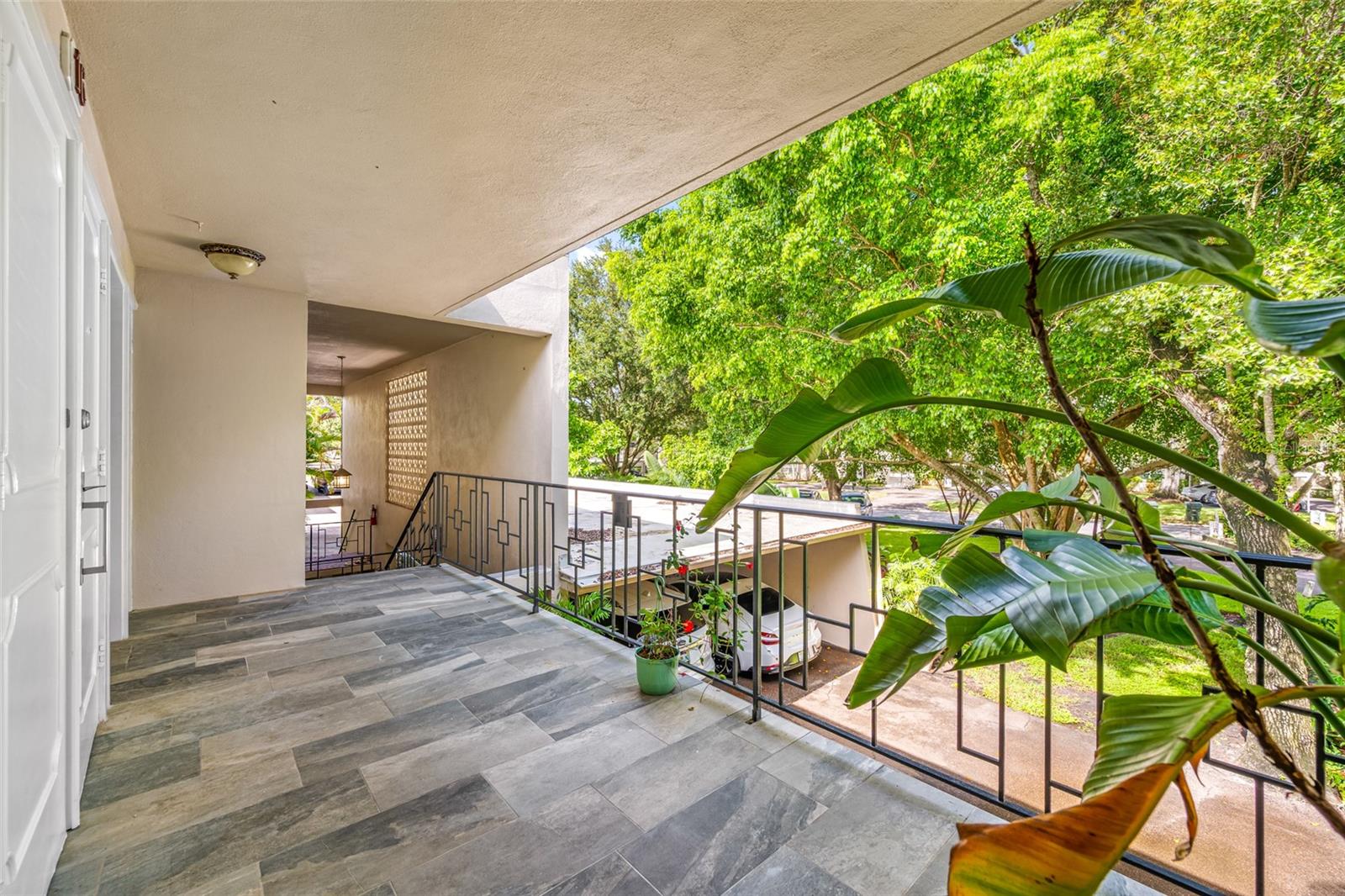 16 COUNTRY CLUB DR #16 — photo 3