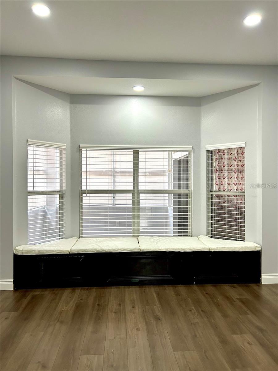 12221 ANNE KENIA DR — photo 28