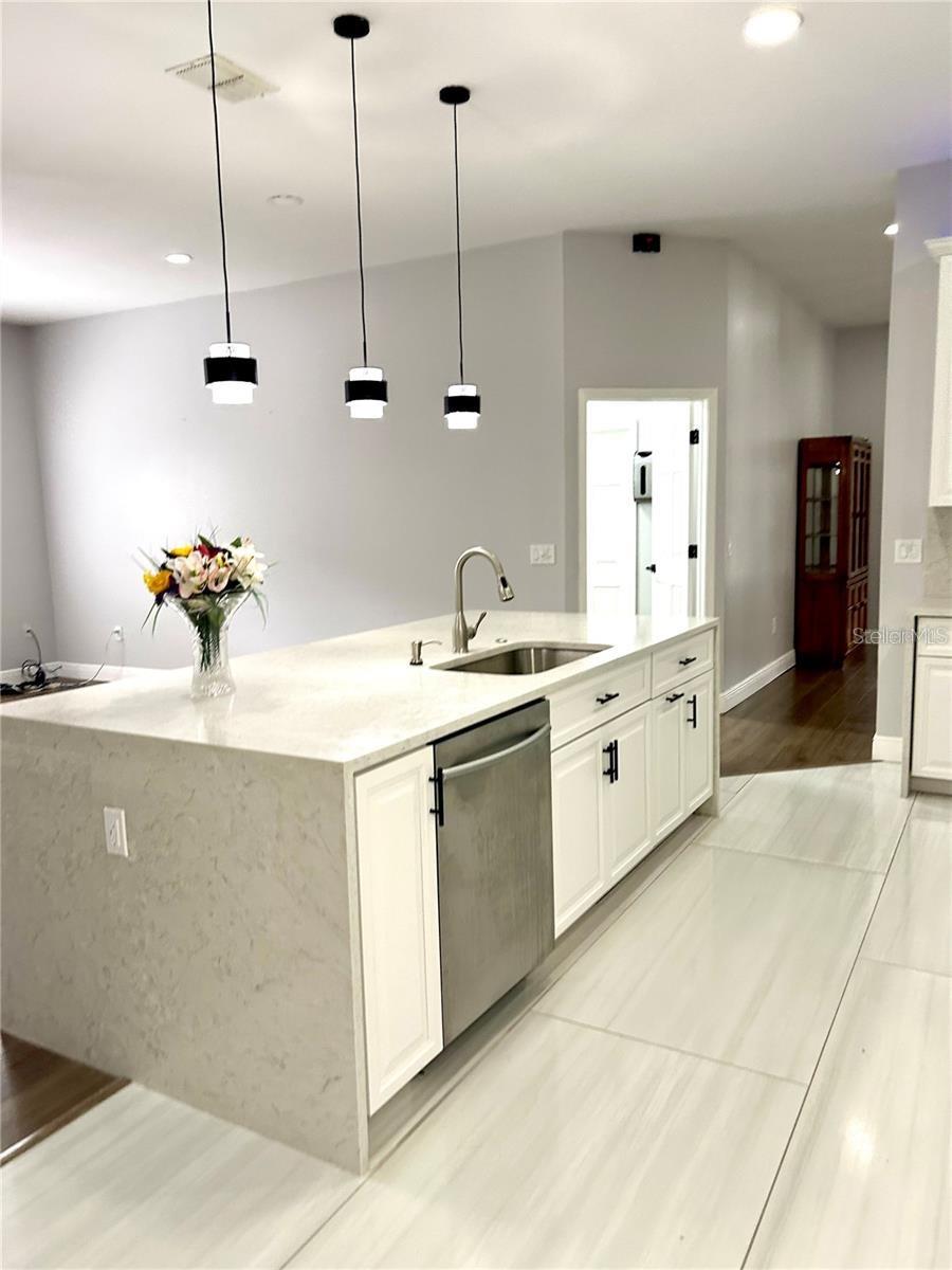 12221 ANNE KENIA DR — photo 14