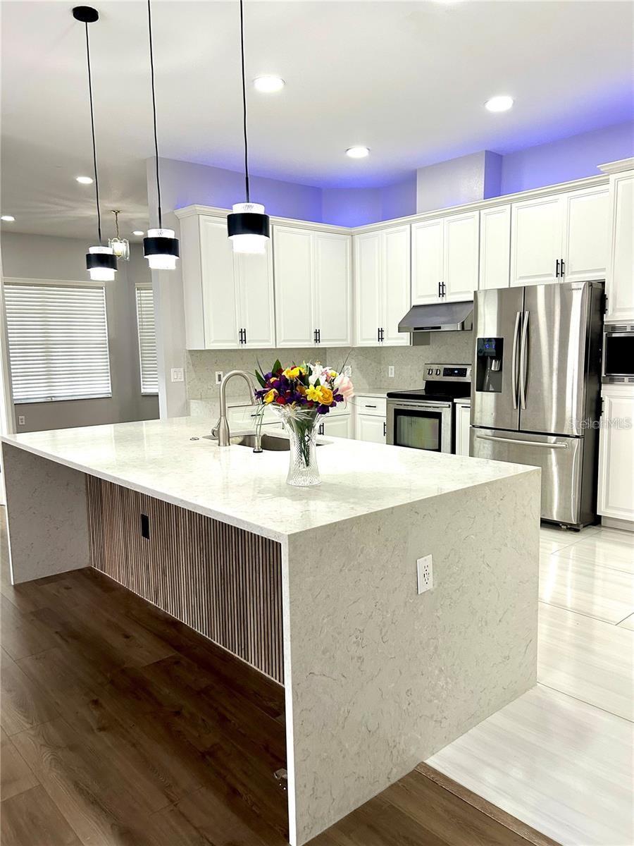 12221 ANNE KENIA DR — photo 12