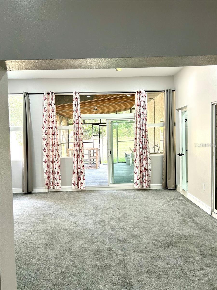 12221 ANNE KENIA DR — photo 9