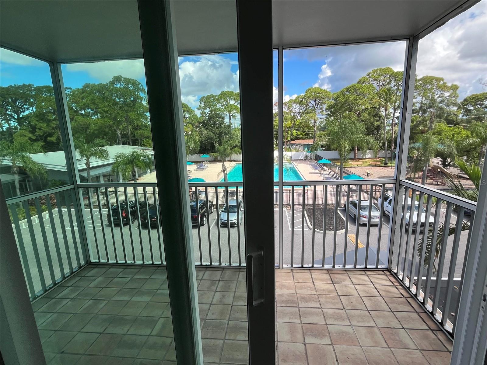 2740 COCONUT BAY LN LN #3310 (3J) — photo 7