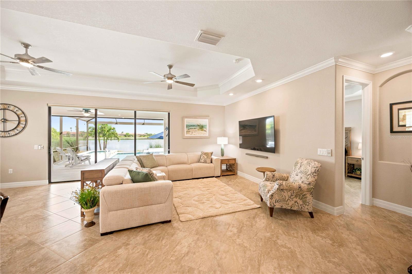 23535 WAVERLY CIR — photo 20